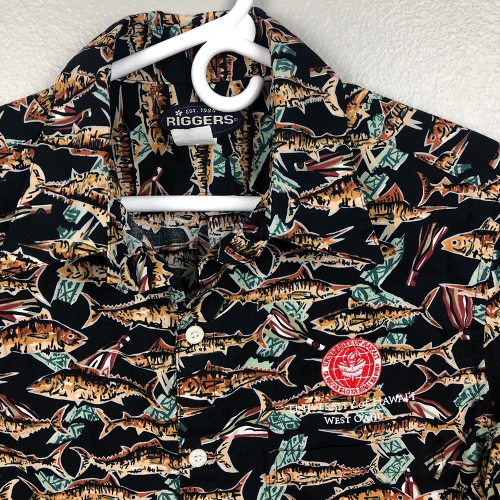 Riggers UH - West Oahu aloha shirt - size S - Picture 8 of 8